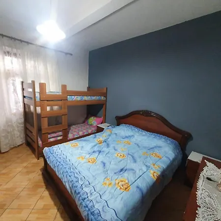 House Vata Ferienhaus Shkodra